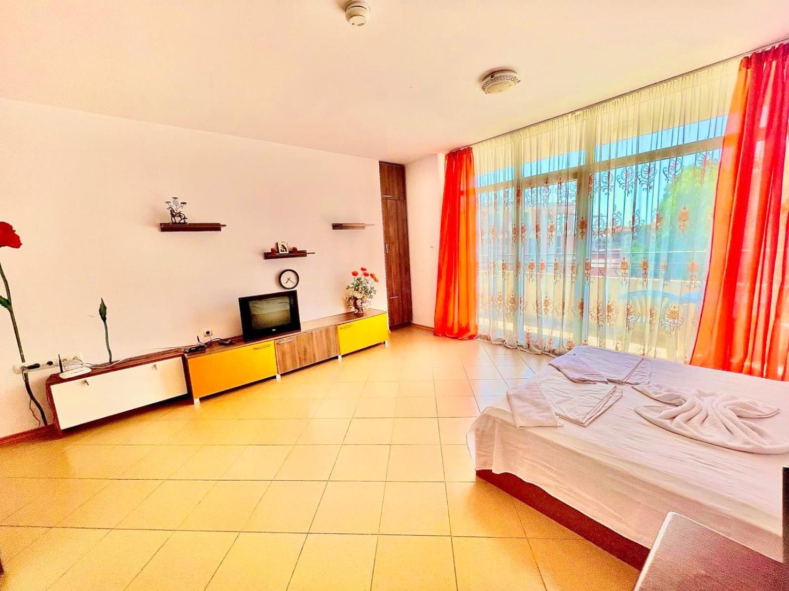 Grand Kamelia Holiday Complex Napospart Kültér fotó