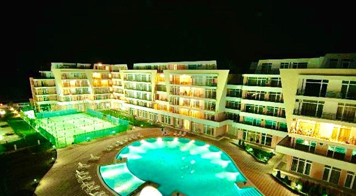 Grand Kamelia Holiday Complex Napospart Kültér fotó